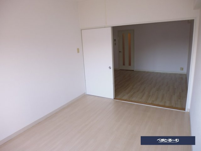 朝日プラザCITYウエストヒル神戸A棟の洋室