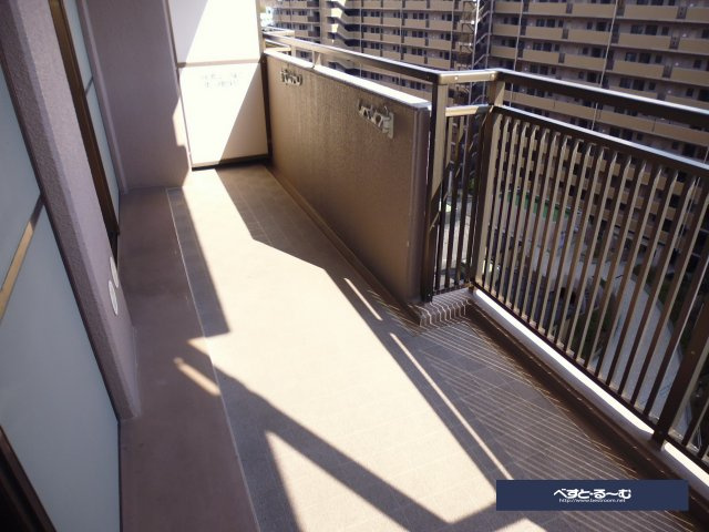 朝日プラザCITYウエストヒル神戸A棟のバルコニー