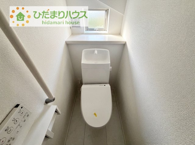 【トイレ】 | 土浦市真鍋5丁目2086番　新築戸建　B号棟 | トイレは1F、2F共に完備！取り合いになることがありませんね(^^)/