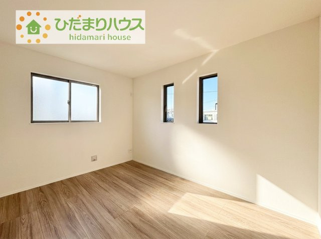 【洋室】 | 土浦市真鍋5丁目2086番　新築戸建　B号棟 | 木の温もりがやさしいフローリング♪