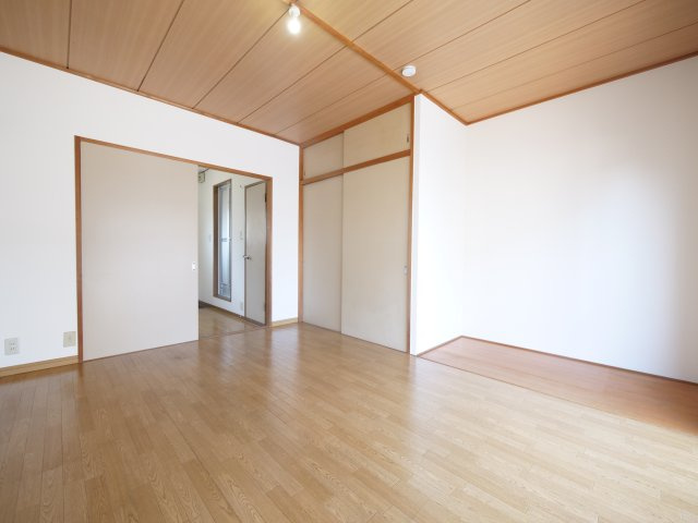 コーポふるたにの洋室