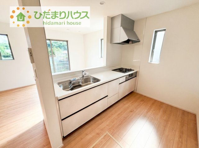 【キッチン】 | 土浦市真鍋5丁目2086番　新築戸建　A号棟 | 料理をしながらでも、ご家族との会話を楽しめる対面式キッチン♪