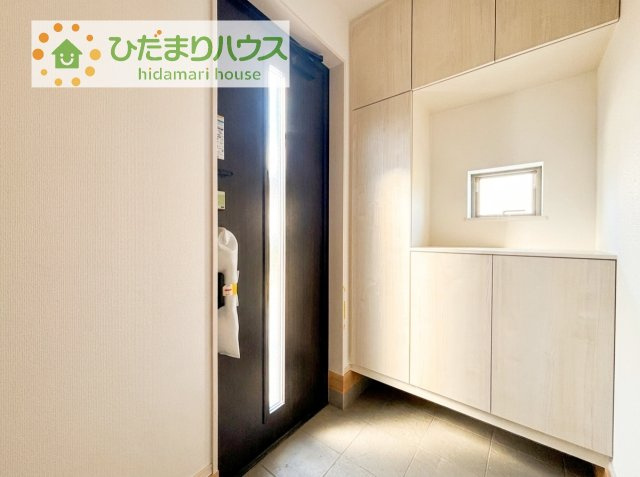 【玄関】 | 土浦市真鍋5丁目2086番　新築戸建　A号棟 | 家族の靴をたっぷり収納！大型シューズクローゼット付き(^^♪