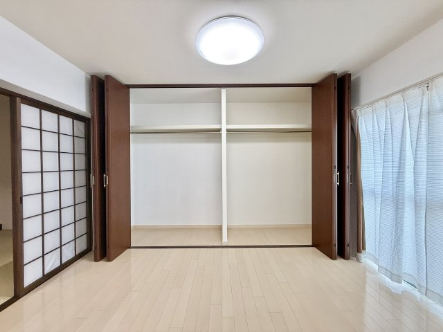 大森台住宅２棟の洋室