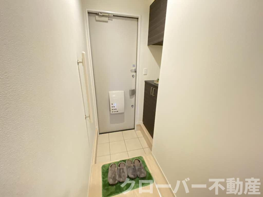 プロヌーブ生野原 B棟の玄関