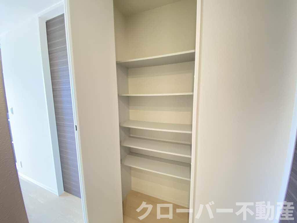 プロヌーブ生野原 B棟の収納
