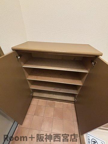 セジュール西宮今津の収納