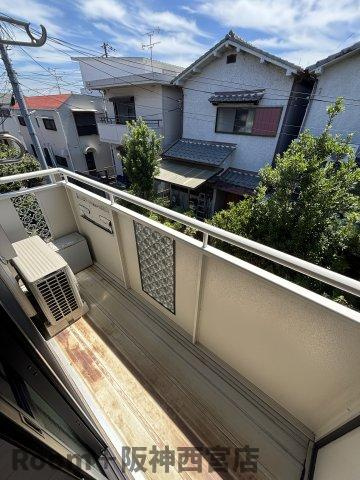 セジュール西宮今津のバルコニー