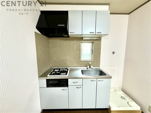 壁付けキッチンでスペースを有効活用できます！