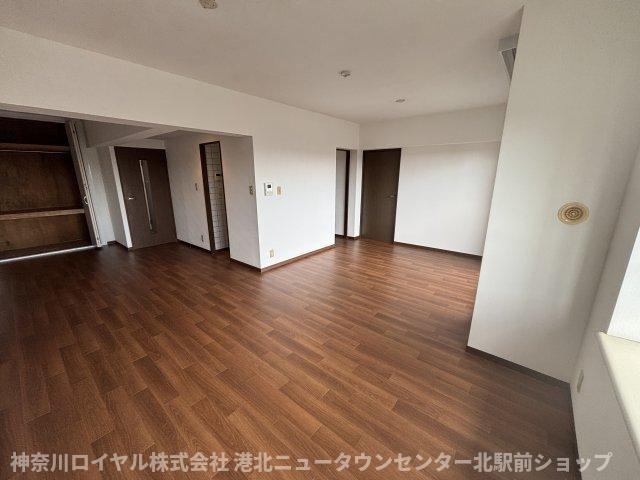 【居間・リビング】