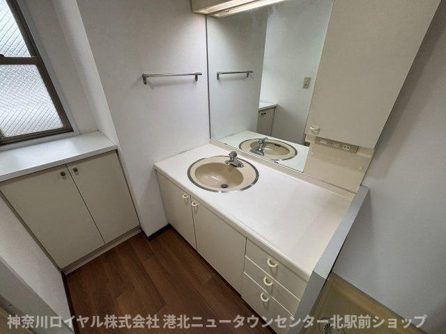 【独立洗面台】