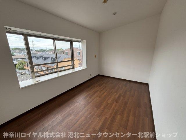 【寝室】