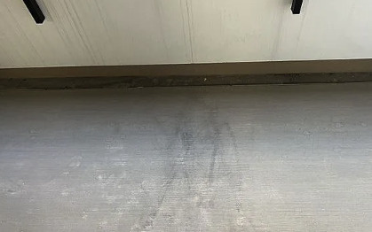 【バルコニー】