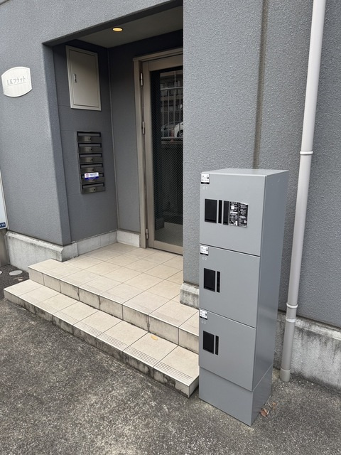 ＬＫフラットのエントランス