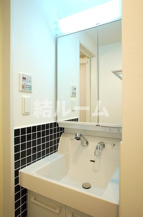 練馬区羽沢２丁目の賃貸マンションの洗面所
