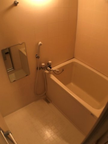 シンプルで使いやすい浴室です！