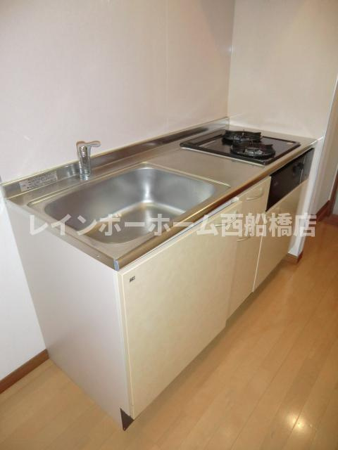 ウイングテラス前原のキッチン|※同物件、別部屋参考写真