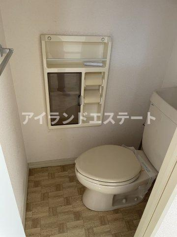 パークサイド駒沢B棟　浴室に窓　陽当たり良好　バストイレ別のトイレ