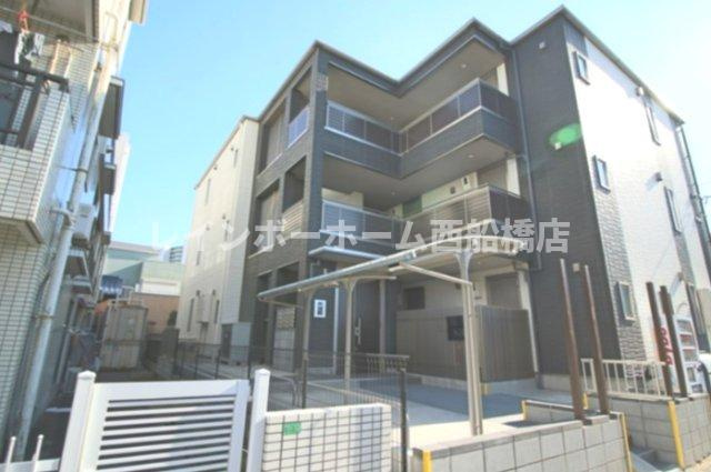 フォルス24の外観
