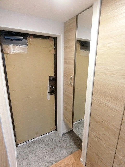 ResidenceTAKAMIYAの玄関