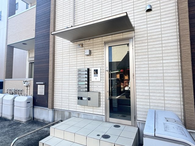 ベストステージ大杉のエントランス