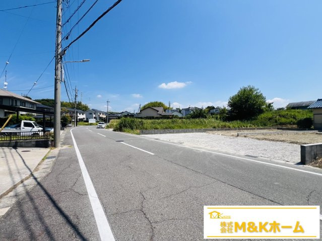 常滑市字長間　全2棟　1号棟の前面道路含む現地写真|R8.8.25撮影　間口8.4ｍ