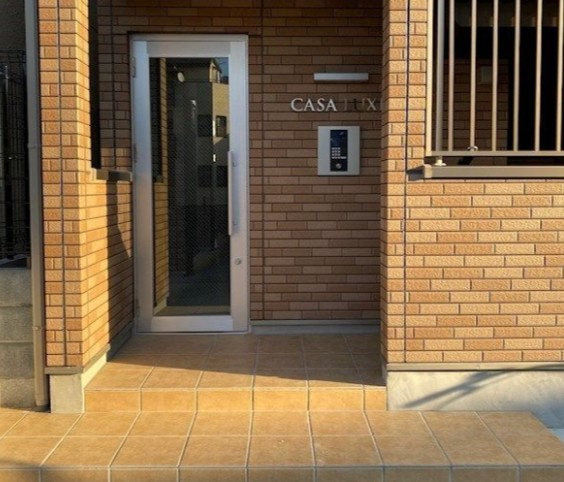 CASA　LUXE　北千住のエントランス