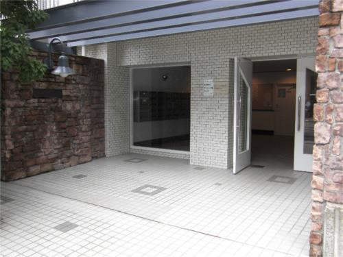 菊川パーク・ホームズのエントランス