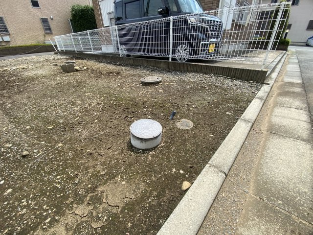 所沢市下安松売地の外観|確定測量実施中のため、将来の境界トラブルの心配がなく安心してお買い求めいただけます！日当たりや周辺の落ち着いた住環境も含め、ぜひ現地でお確かめください。お気軽にお問い合わせを