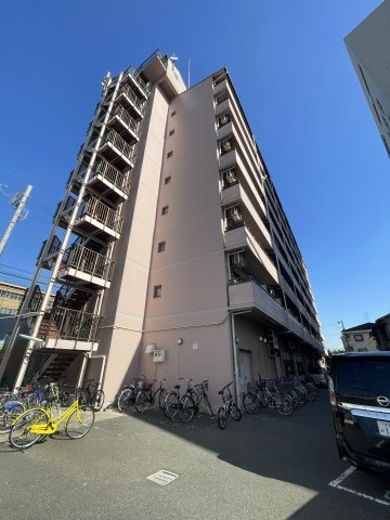 ロジュマン門真の外観