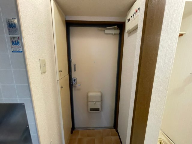 ロジュマン門真の玄関