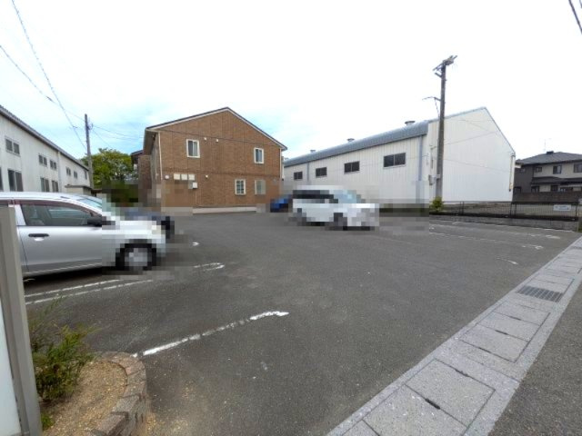 アージュⅠ　B棟の駐車場