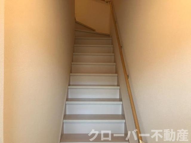 ＭＭＳ　（エムエムエス）の内装|階段