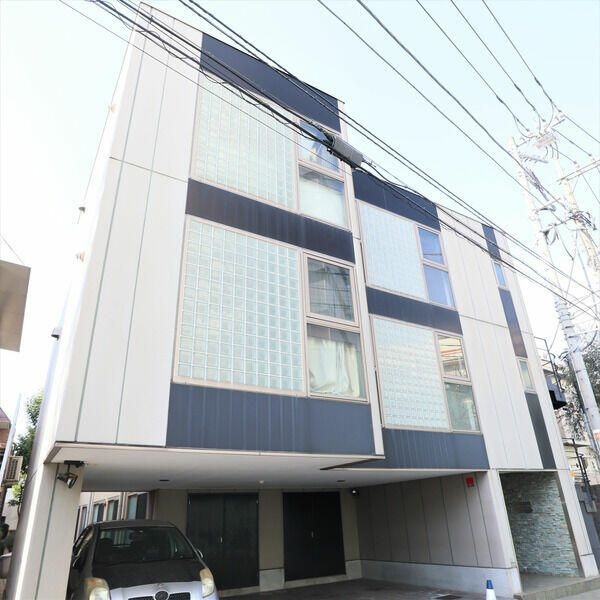 ＧＡＲＤＥＮ　ＣＯＵＲＴ　ＫＡＭＩＫＩＴＡＺＡＷＡの外観