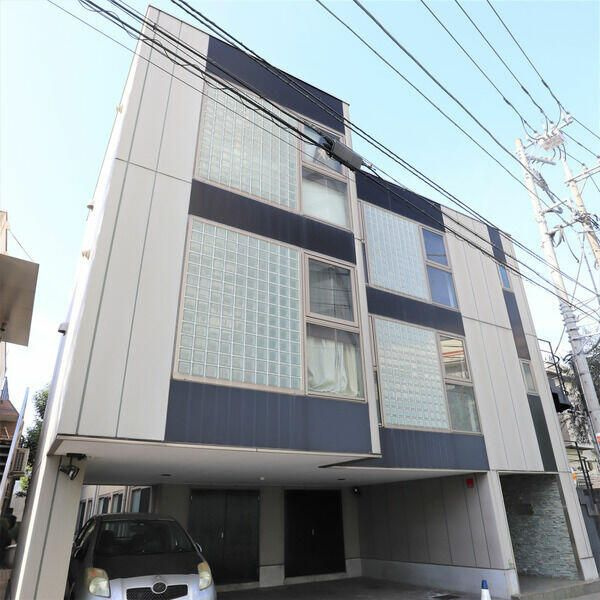 ＧＡＲＤＥＮ　ＣＯＵＲＴ　ＫＡＭＩＫＩＴＡＺＡＷＡの外観