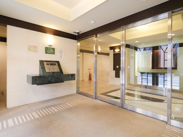 パレステュディオ銀座二丁目のエントランス|パレステュディオ銀座二丁目：オートロックも付いております！