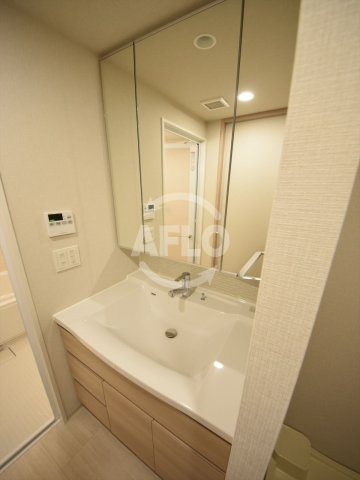 ブランズ大阪松屋町の独立洗面台|ブランズ大阪松屋町　独立洗面台