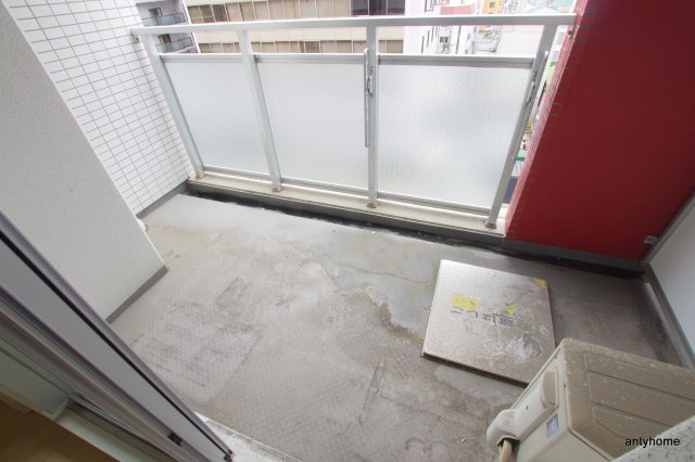 インザグレイス天神橋　仲介手数料無料のバルコニー