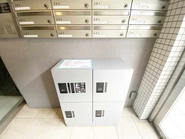フラットワンのその他共用部分|宅配BOXです☆