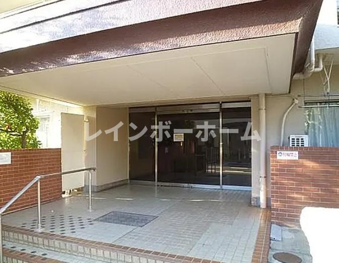 ニックハイムお花茶屋のエントランス