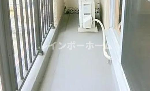ニックハイムお花茶屋のバルコニー