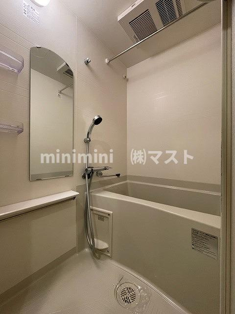 プレサンス扇町駅前の浴室