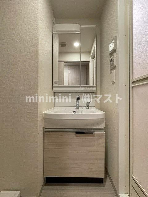 プレサンス扇町駅前の洗面所
