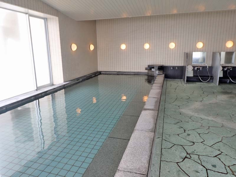 シャトーテル赤根崎のその他共用部分|海一望の温泉大浴場