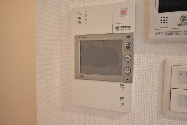セレニテ難波プリエ　仲介手数料無料のセキュリティ