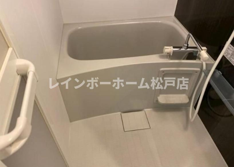 【仲介手数料：50％OFF】対象物件！の浴室|ゆったり過ごせるお風呂です