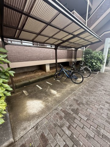 新柏ガーデニア西の街四番館のその他共用部分|共用部・駐輪場