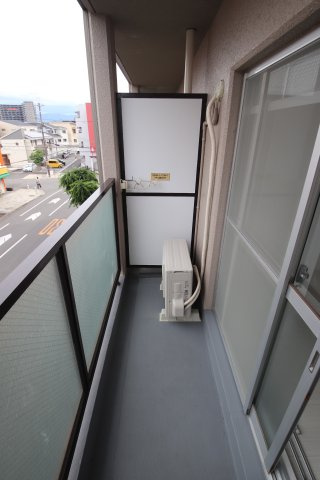 【バルコニー】 | サンライトビル