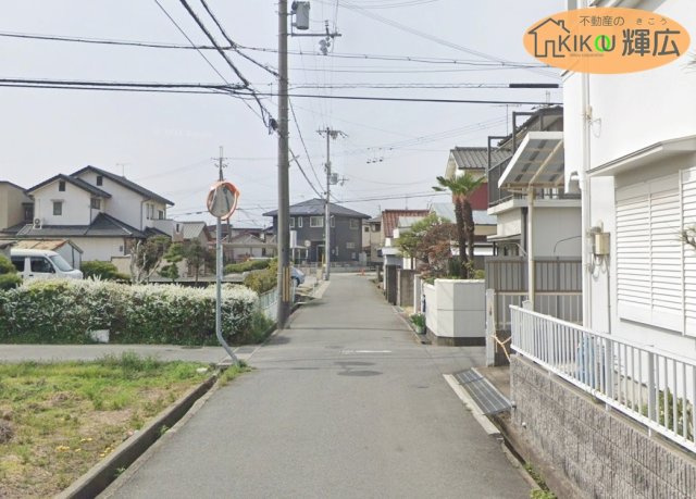 加古郡播磨町古宮6丁目　土地の前面道路含む現地写真