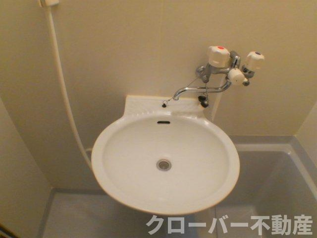 レオパレス金倉の洗面所